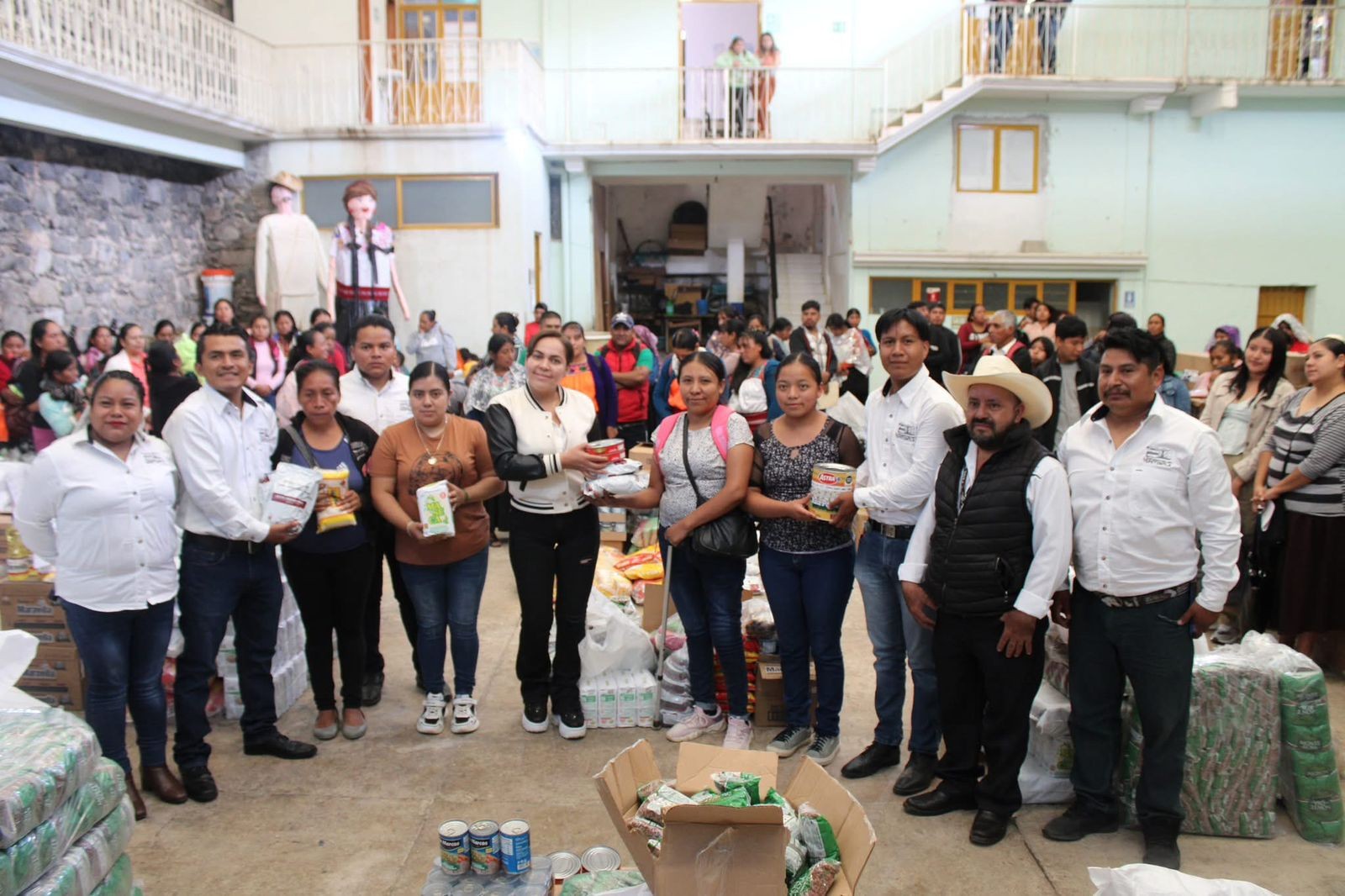llevó a cabo la entrega del Programa de Desayunos Escolares en sus modalidades fríos y calientes a distintas escuelas del municipio.