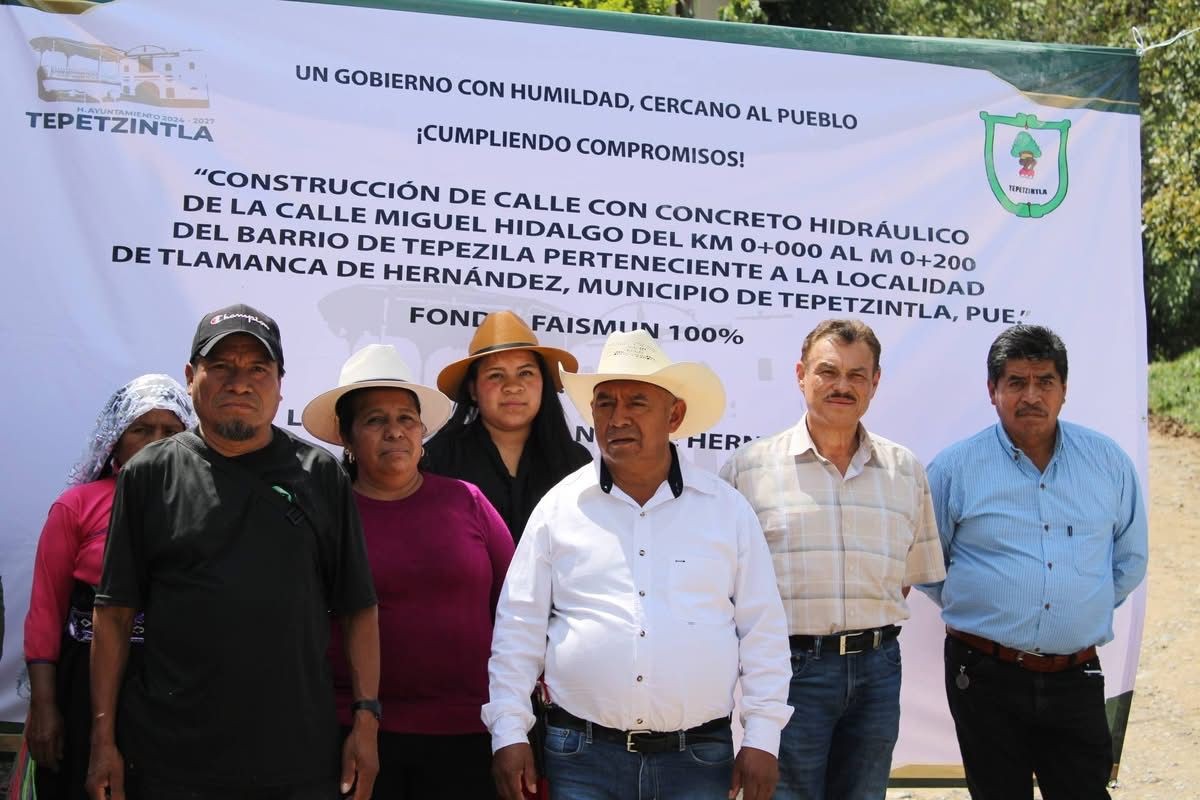 inicio de obra de la construcción de calle con concreto hidráulico en la calle Miguel Hidalgo, del km 0+000 al km 0+200