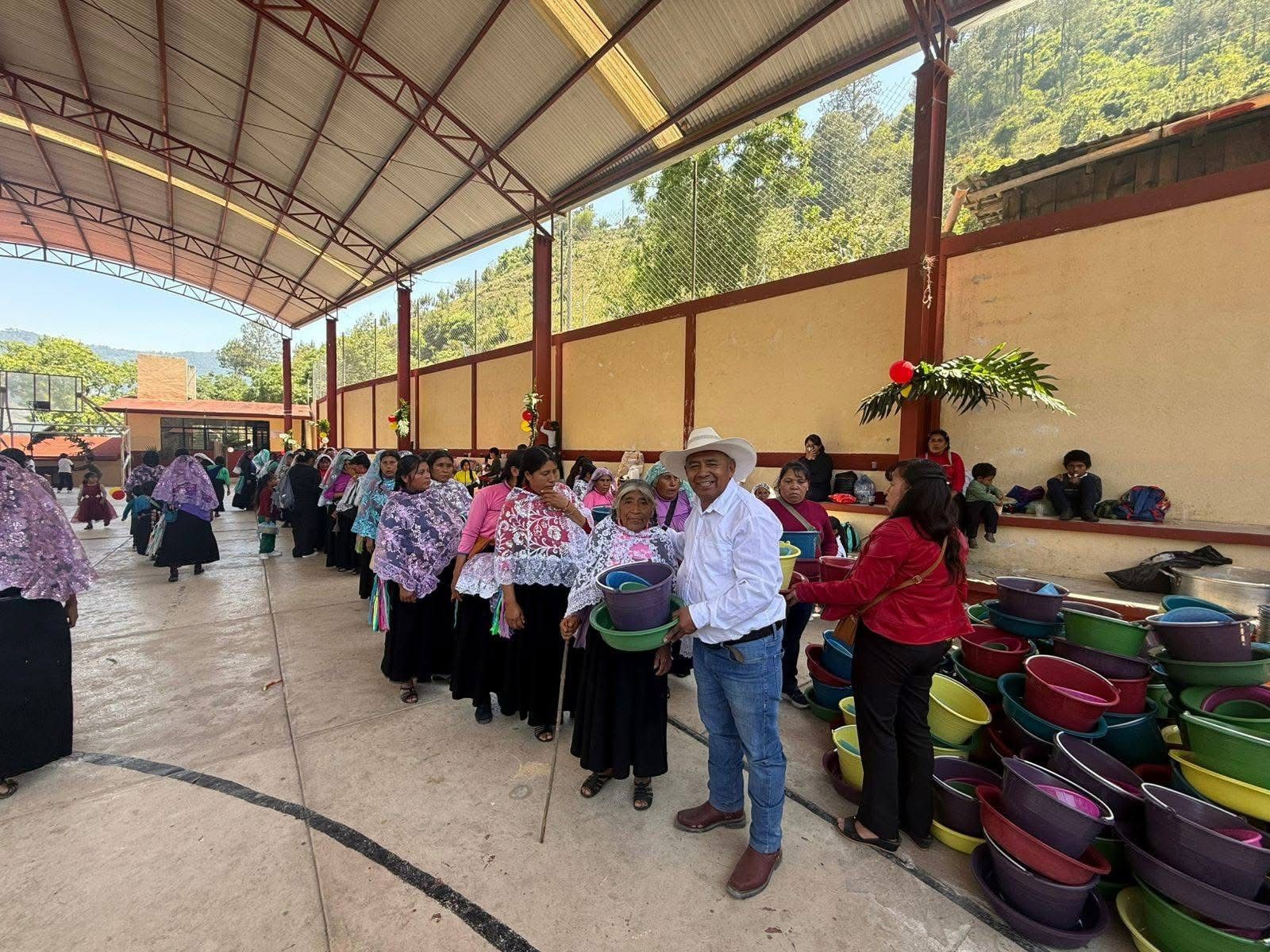 💐 Con alegría y convivencia, Koako celebró el Día de las Madres 🎁
